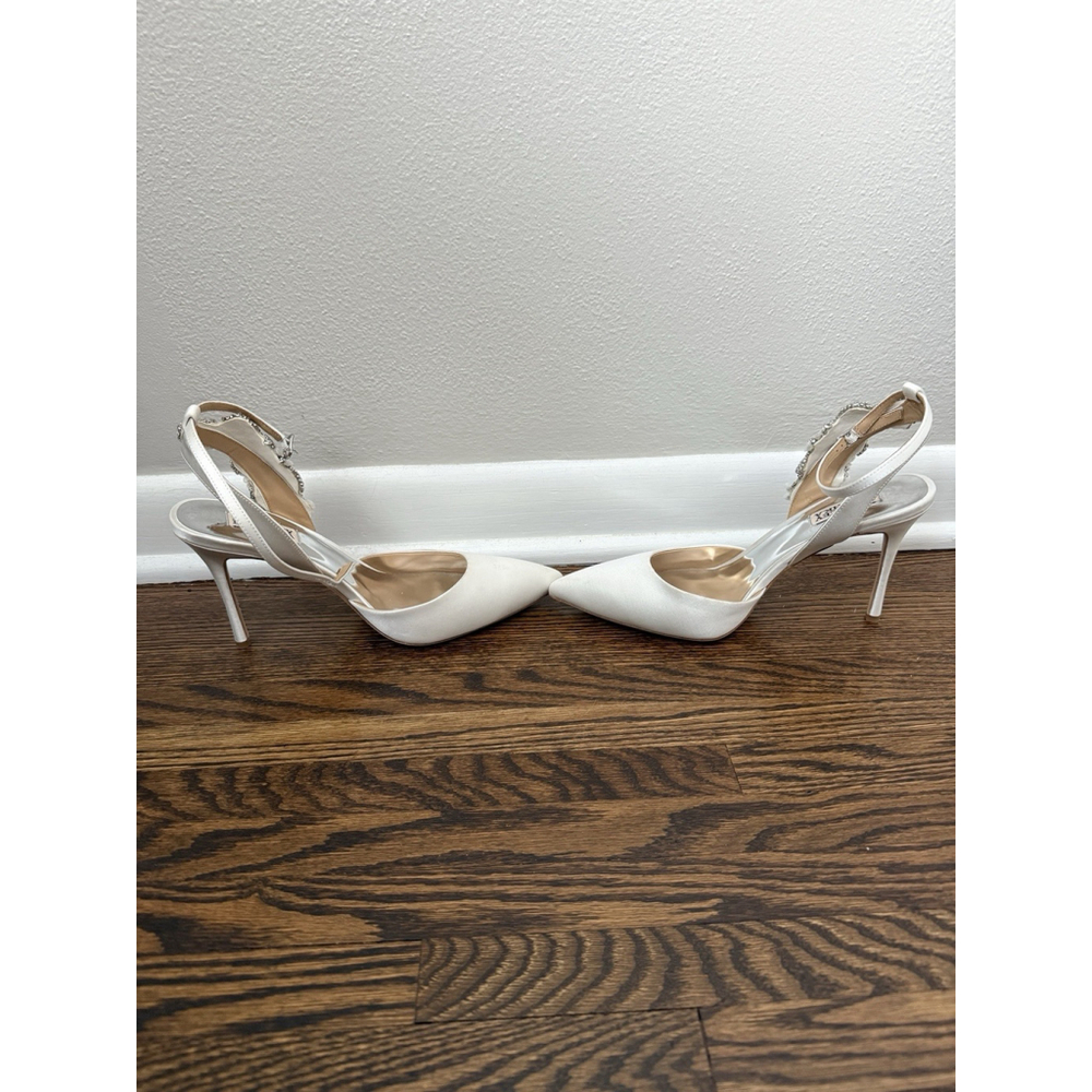 BADGLEY MISCHKA Womens Blanca Bridal Wedding Embellished Pumps White Satin US 10 - Picture 6 of 7